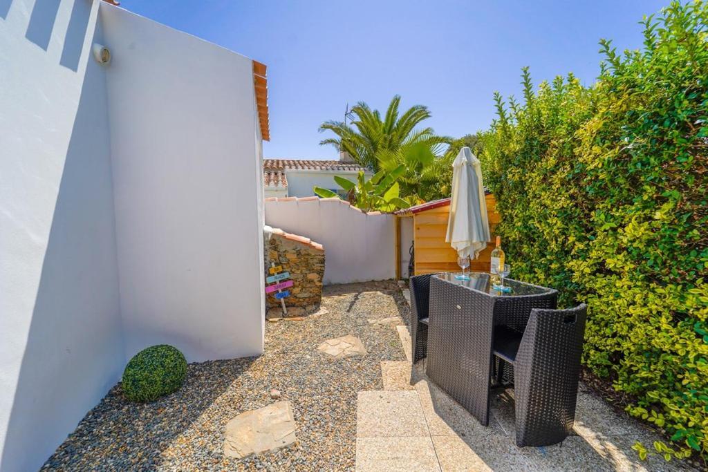 L'Ile D'Yeu, Vos Prochaines Vacances - Velos Inclus Port-Joinville Εξωτερικό φωτογραφία